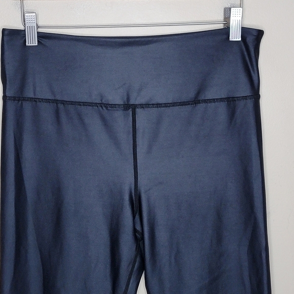 Zyia Active | Shiny Black Cropped Leggings Size 14-16 - Picture 2 of 5